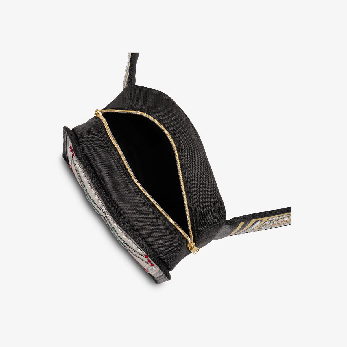 undisputed-wwe-championship-fanny-pack-o5 00027856-O.jpg