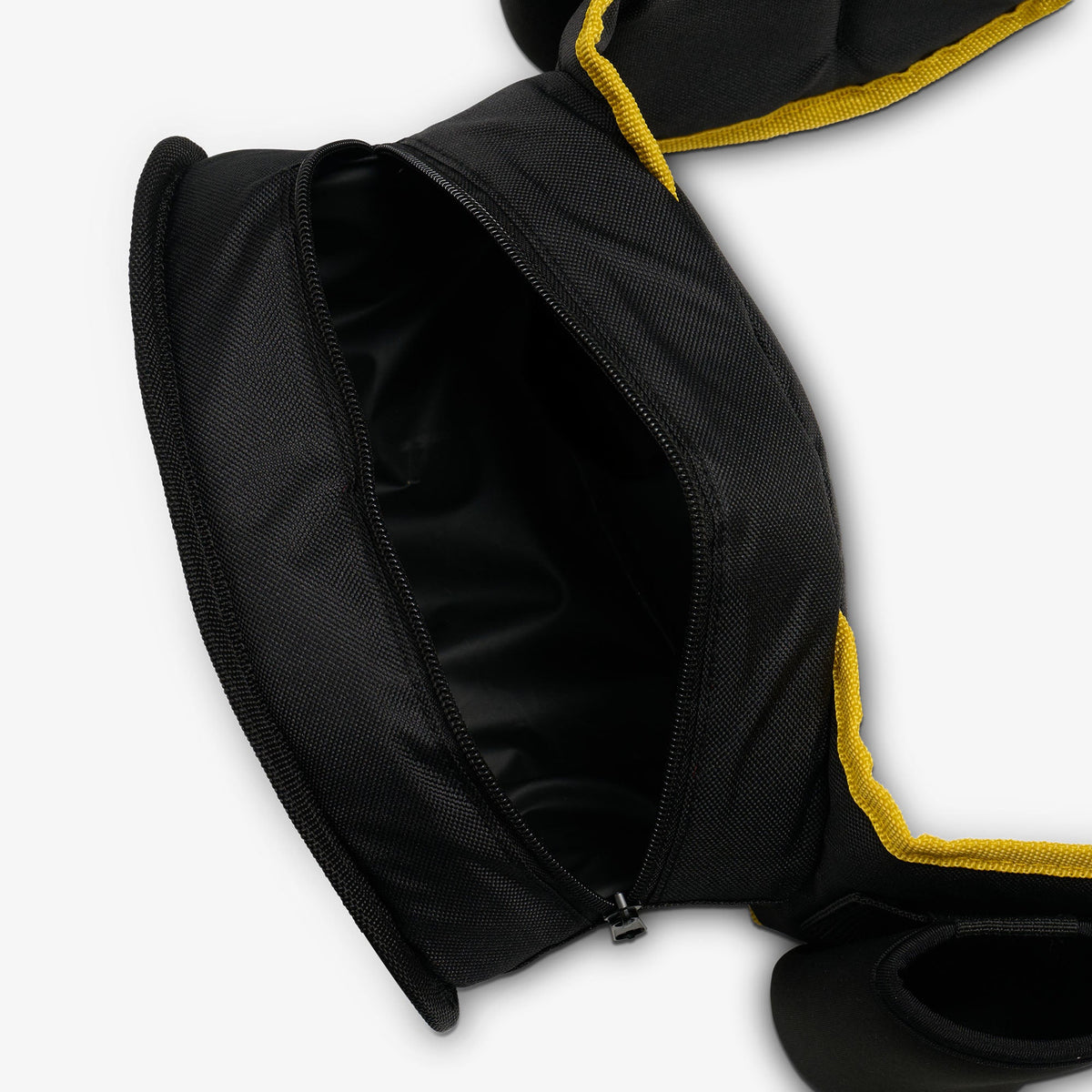 dc-super-heroes-batmantm-belt-fanny-pack-cooler-y1 00027936-O2.jpg