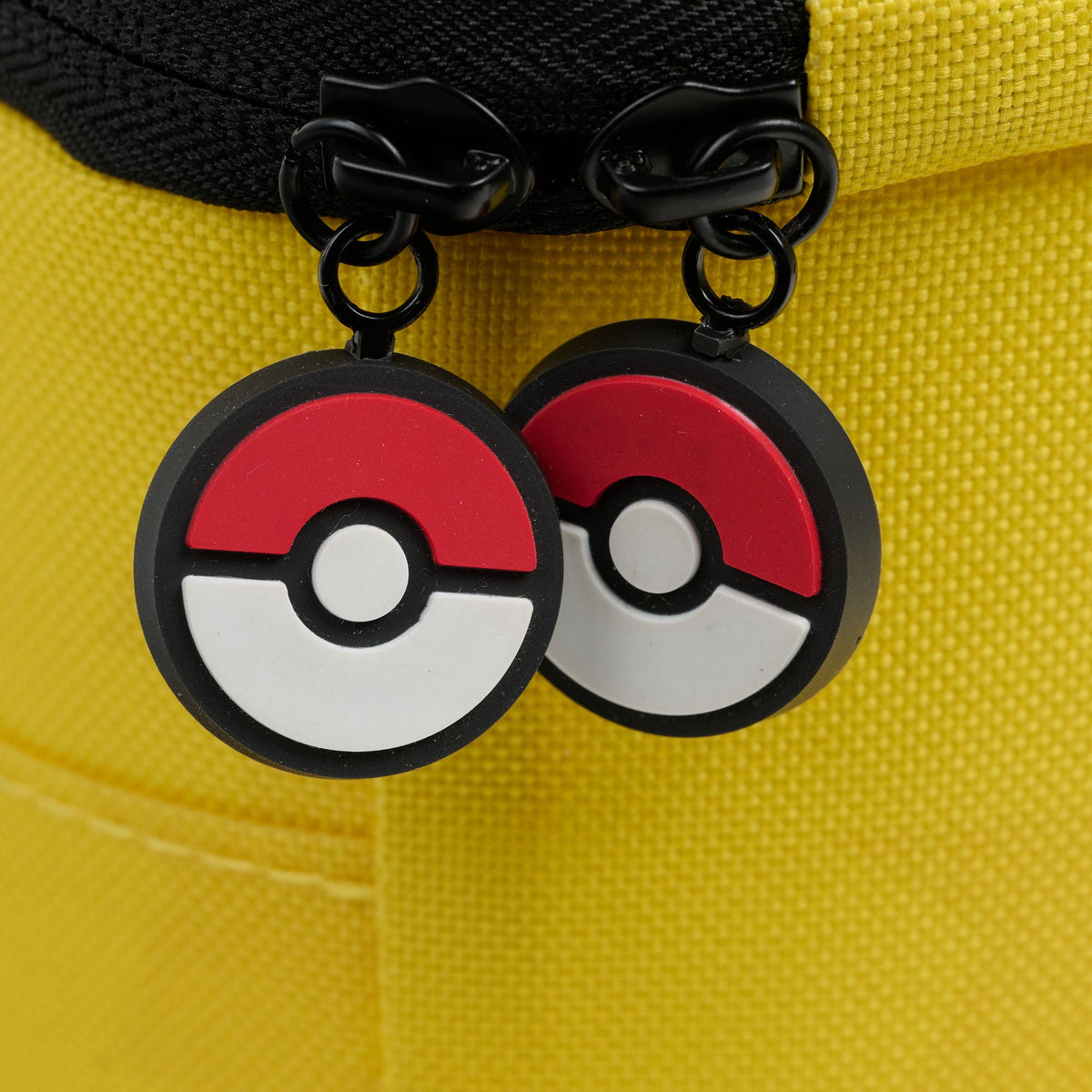 pokemon-pikachu-square-lunch-cooler-bag-x4 00066645-Z.jpg