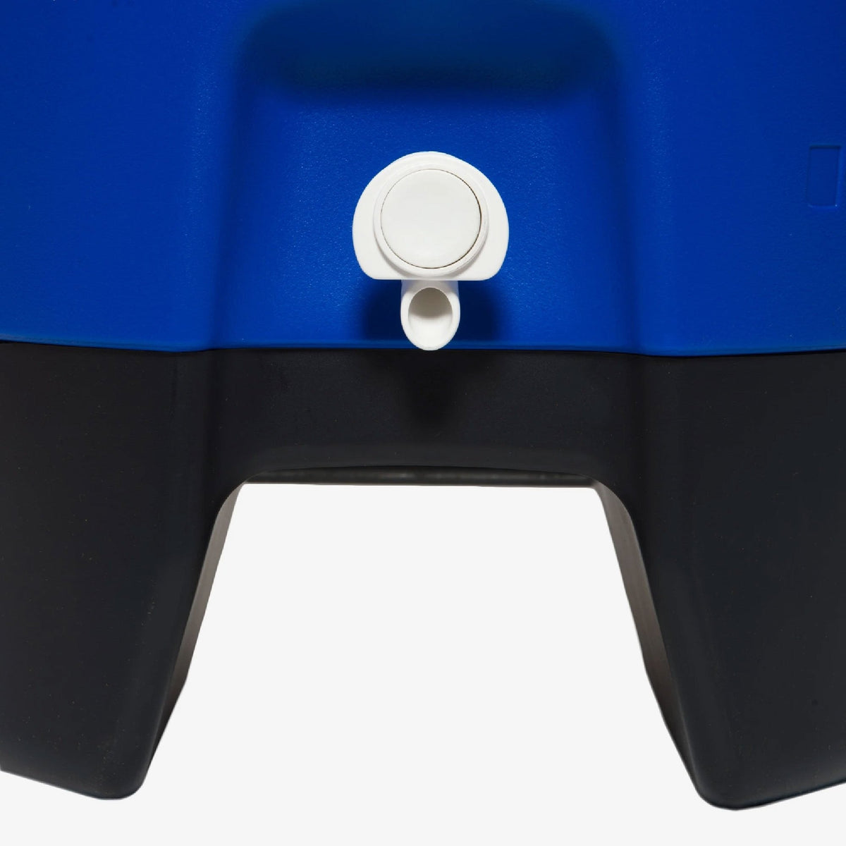sport-5-gallon-roller-water-jug-q6 42115-sport-5-gallon-roller-water-jug-majestic-blue-detail.jpg