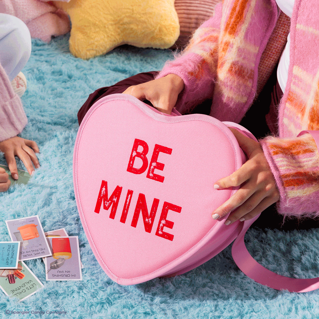sweethearts-candies-be-mine-cooler-bag-j8 Sweethearts_NATIVE_PDP_Novelty-Tote_GIF.gif
